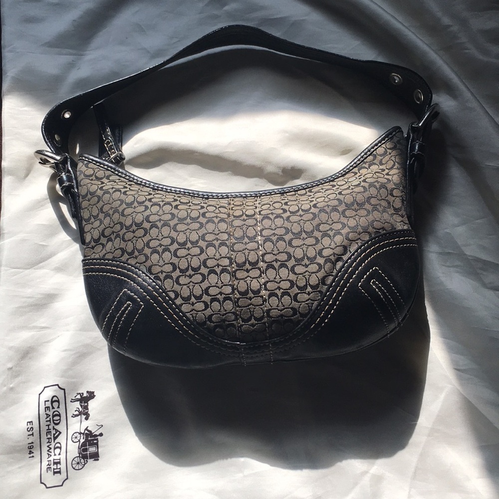 FREE SHIPPING-Coach 100% authentic